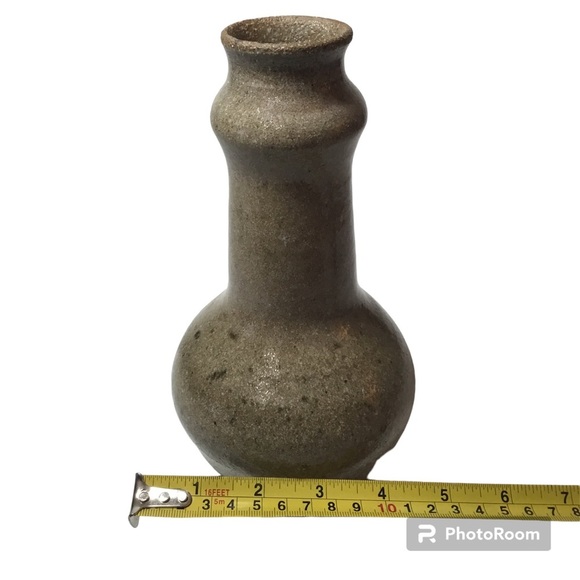 Handmade Vintage Signed Studio Pottery Bud Vase - Picture 5 of 5